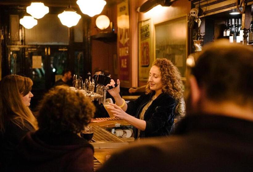 ユースホステル Lord Wolseley