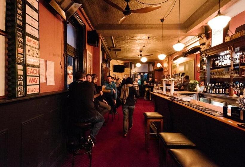 ユースホステル Lord Wolseley