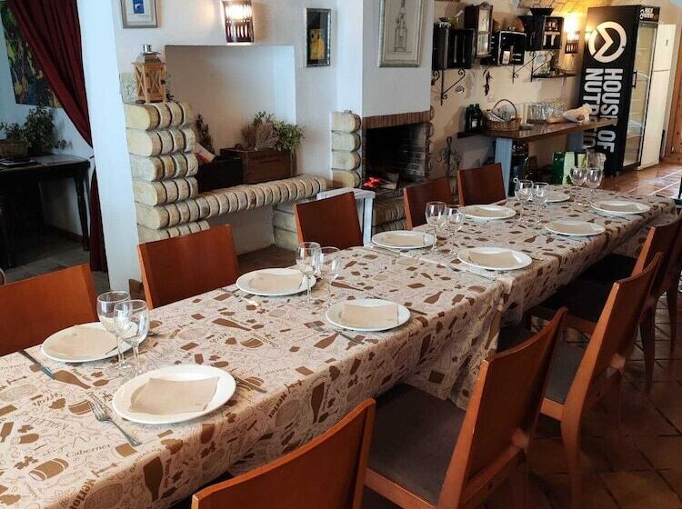 هتل L Olivera Casa Rural