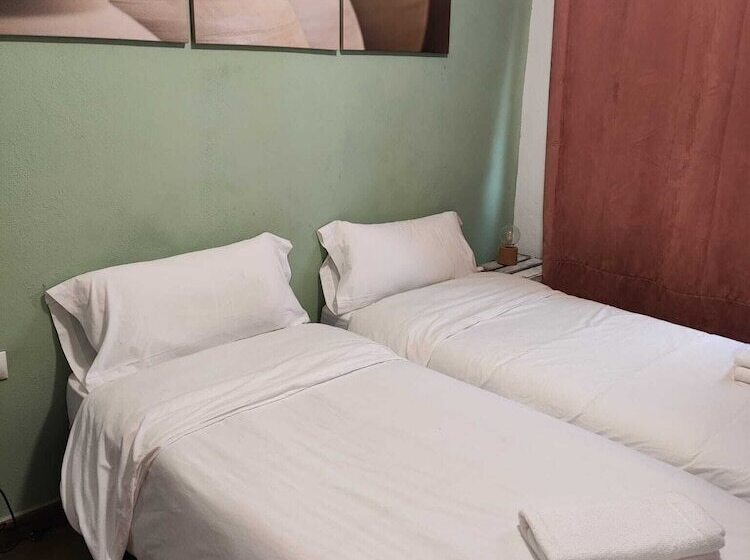 هتل L Olivera Casa Rural