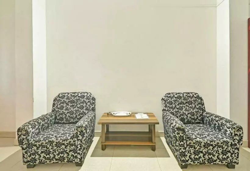 ホテル O Goodwill Residency