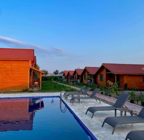 Lemon Garden Bungalow