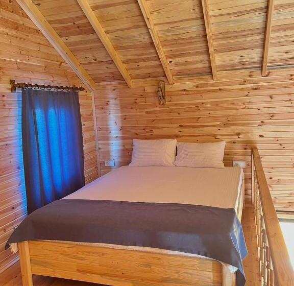 Lemon Garden Bungalow