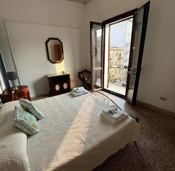 پانسیون Mille Lire Peppe S Home