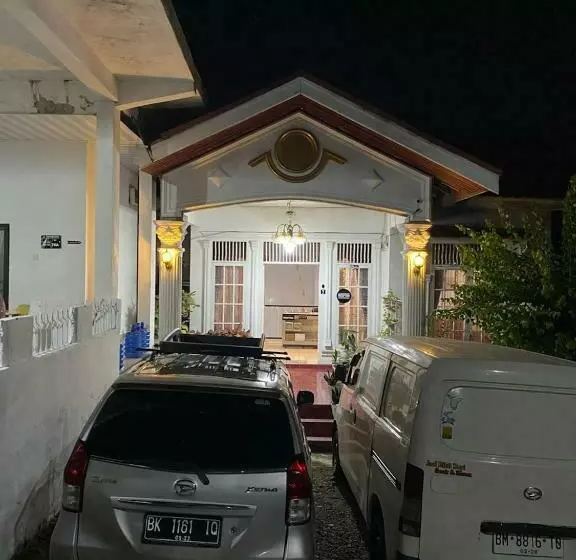 ユースホステル Penginapan Pasir Amanah Syariah