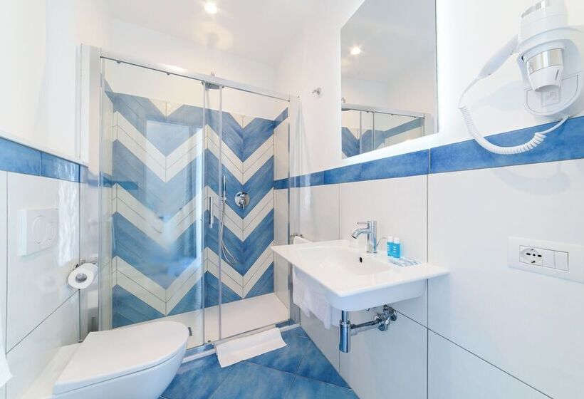 مبيت وإفطار La Dimora Del Maestro