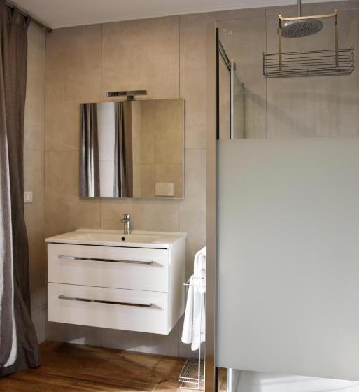 צימר La Maison Latina Guest House