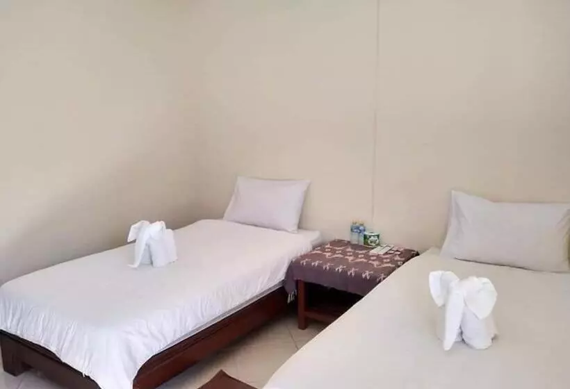 Majatalo Phamarn View Guesthouse