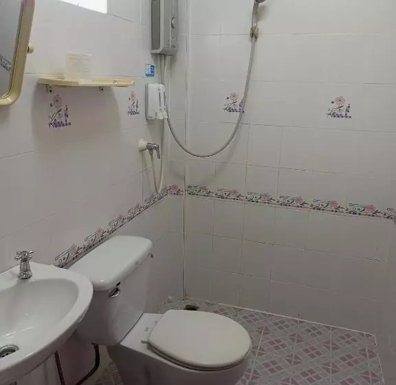 Majatalo Phamarn View Guesthouse