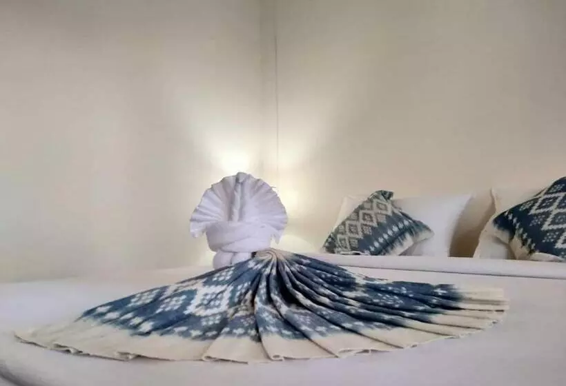 Majatalo Phamarn View Guesthouse