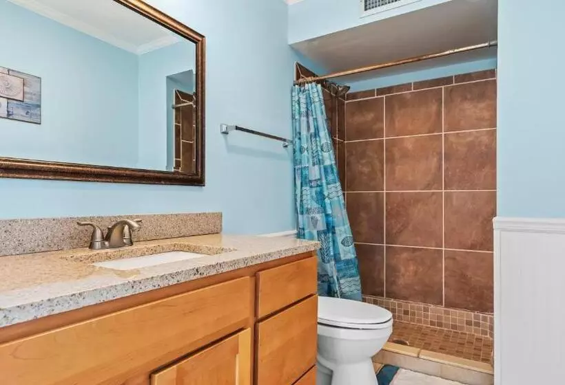 301a Queens Grant