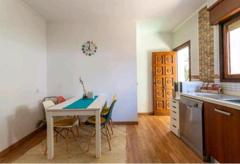 Bed and Breakfast Cmlove Purple Room