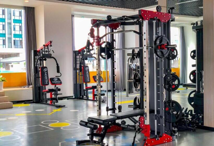 בית מלון כפרי Landmark Vientiane Life Center