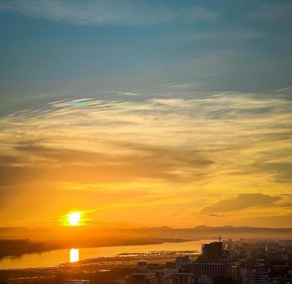 בית מלון כפרי Landmark Vientiane Life Center