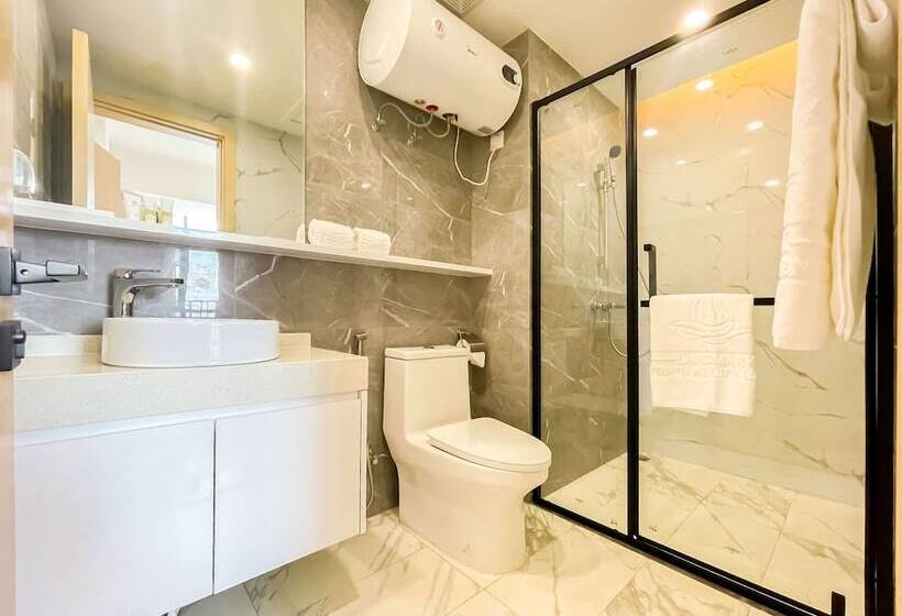 בית מלון כפרי Landmark Vientiane Life Center