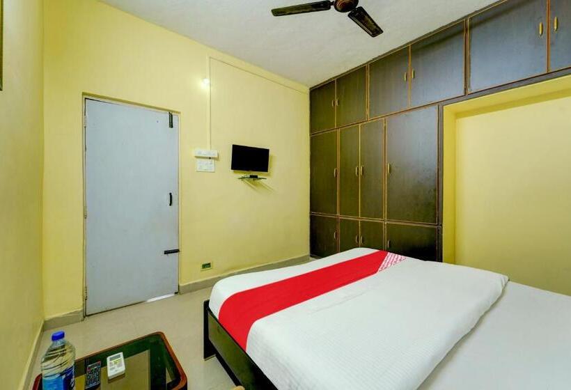 هتل Oyo Flagship 81352 Sree Sr Home Stay Service Apartment