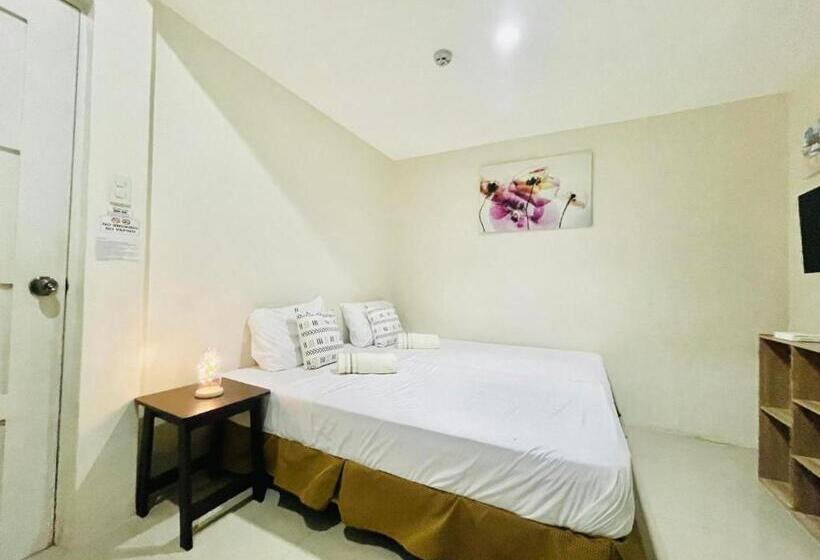 Hotel Salinas Suites