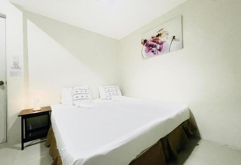 Hotel Salinas Suites