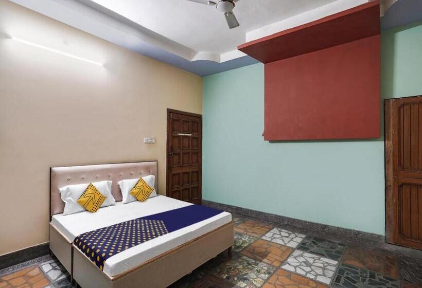 בית מלון כפרי Spot On 81374 Blue Moon