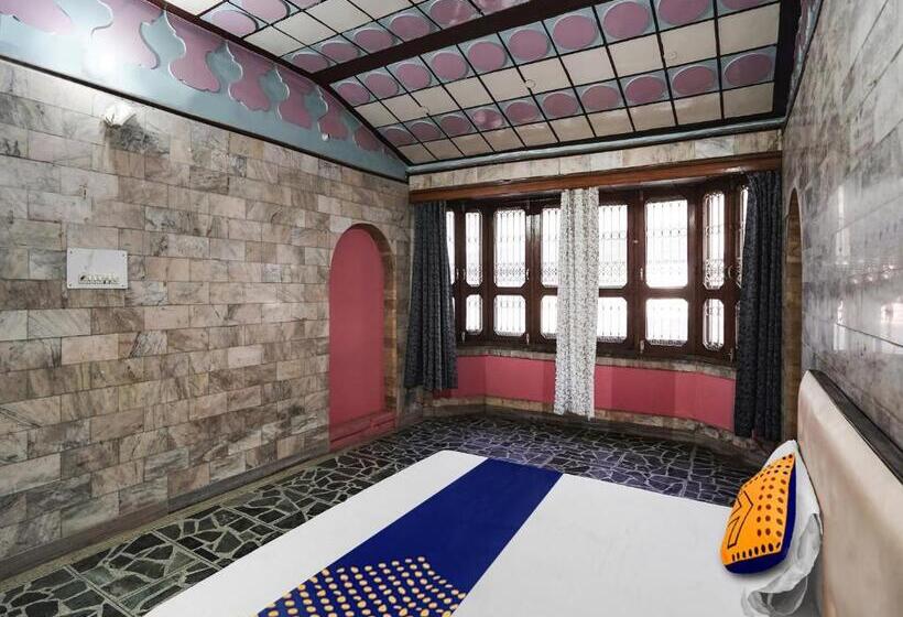 בית מלון כפרי Spot On 81374 Blue Moon