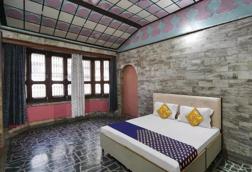 Hotelli Spot On 81374 Blue Moon