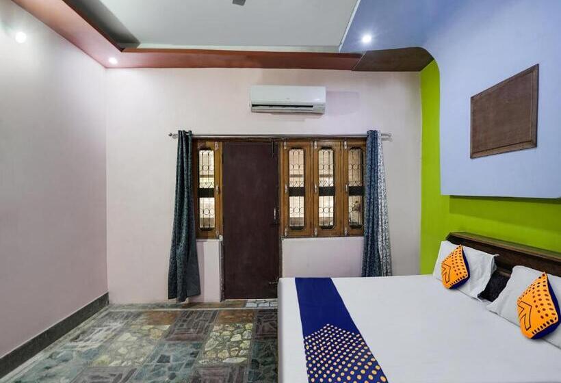 בית מלון כפרי Spot On 81374 Blue Moon