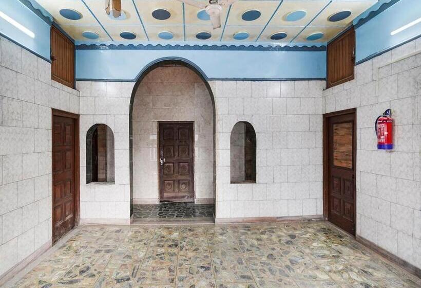 בית מלון כפרי Spot On 81374 Blue Moon