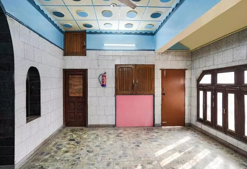 Hotelli Spot On 81374 Blue Moon