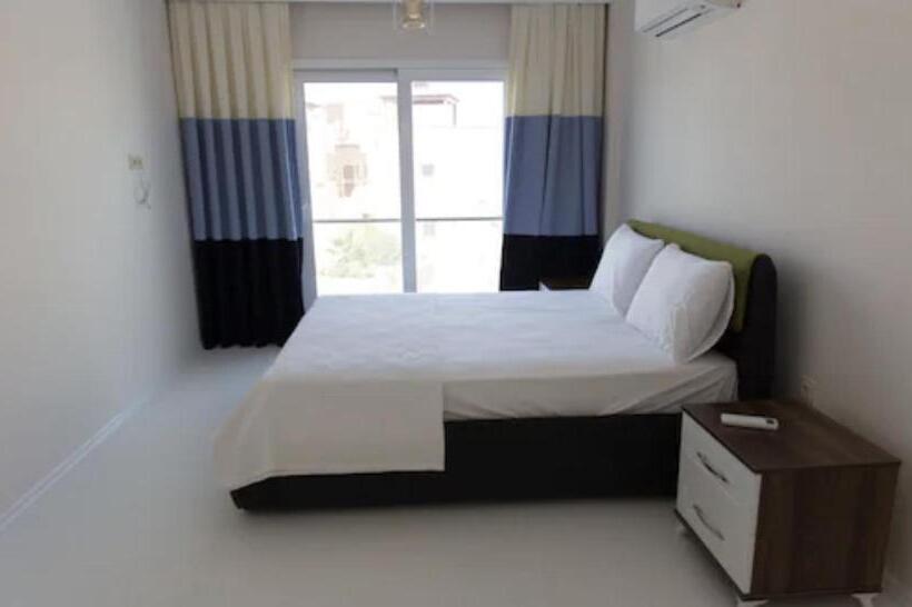 Petrum Sunset Resi̇dence