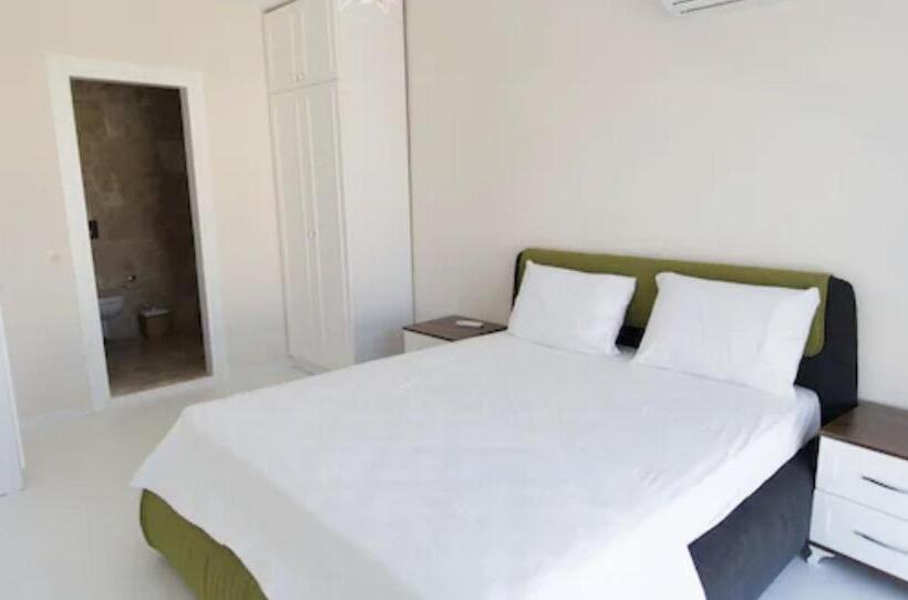 Petrum Sunset Resi̇dence