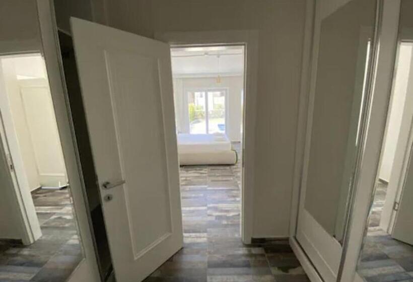 Petrum Sunset Resi̇dence