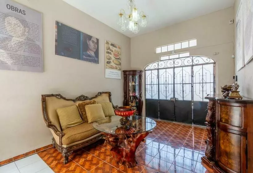Retkeilymaja Hostería Casa Miranda Marquez