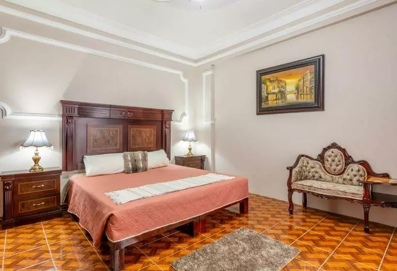 Retkeilymaja Hostería Casa Miranda Marquez