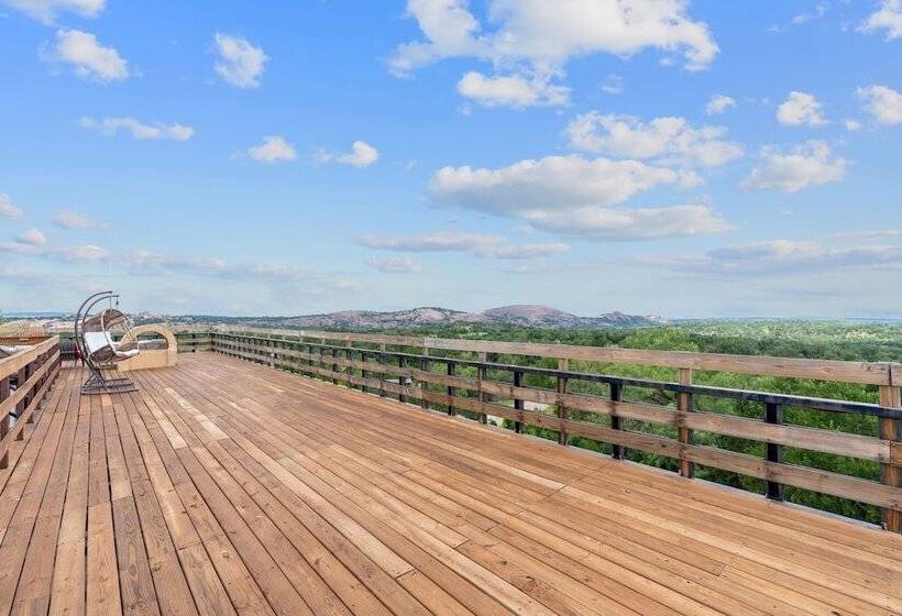 Bed and Breakfast The Trois Estate At Enchanted Rock