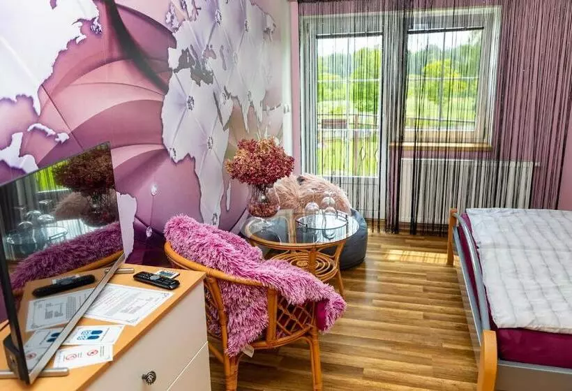 Aamiaismajoitus (B&B) Vila Marcelka