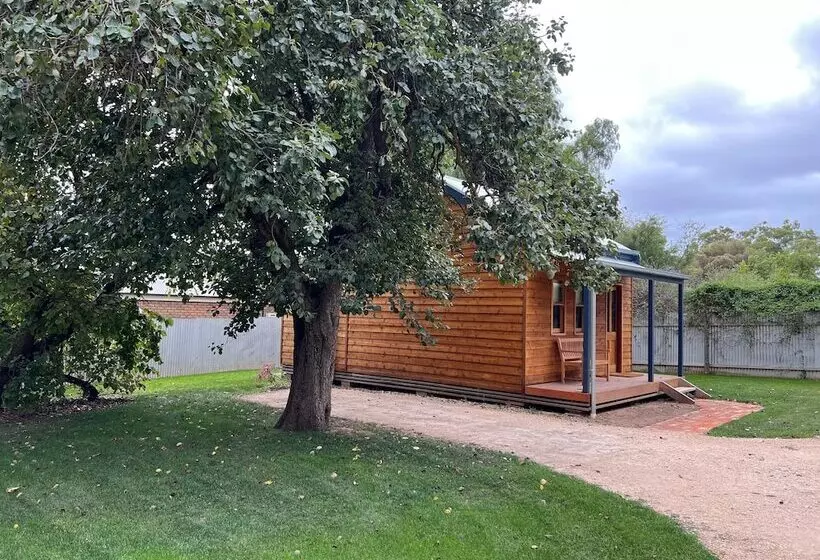 ベッドアンドブレックファースト Willunga Gallery Cabins