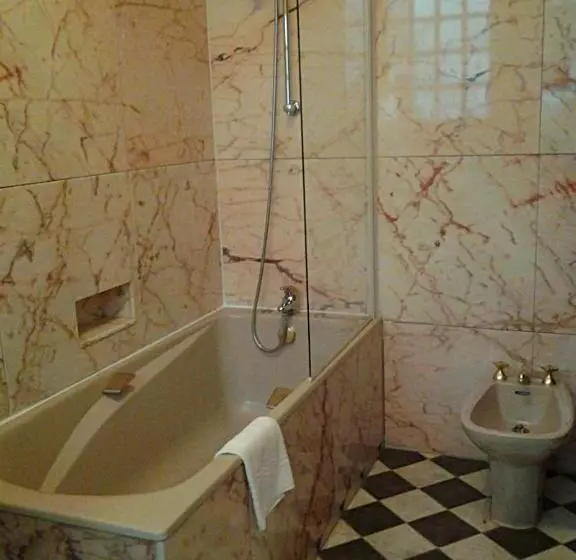 هتل Chez Louisette Chambre