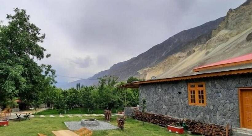 Отель Das E Basi