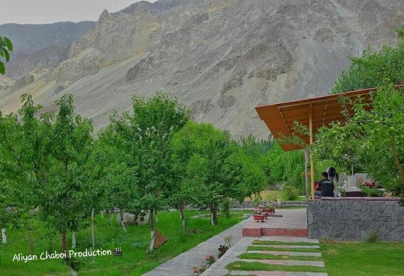 Отель Das E Basi