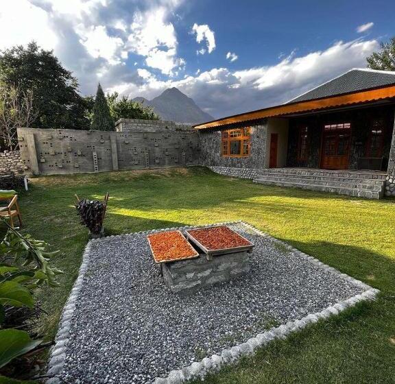 Отель Das E Basi