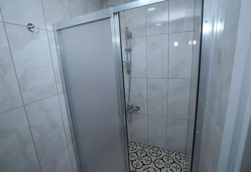 Hotelli Grand Almira