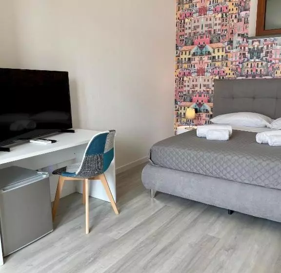 ホテル Mirage Rooms & Apartments