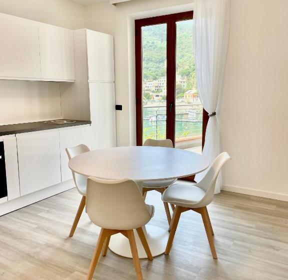 酒店 Mirage Rooms & Apartments