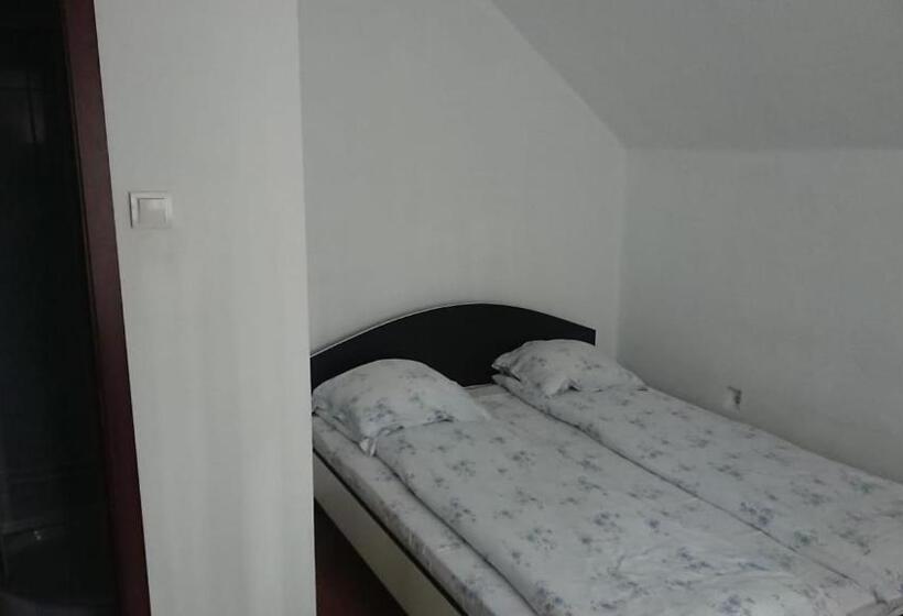 بنسيون Casa Crăiesei