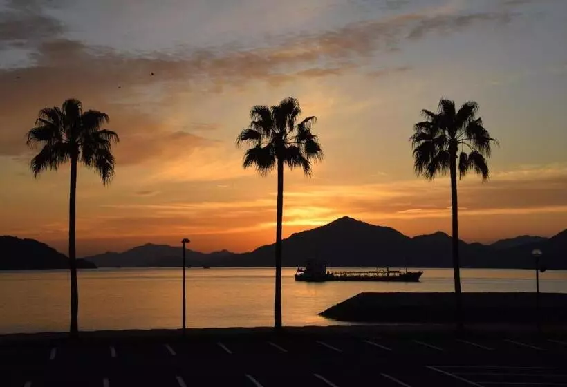 ペンション 伯方plus+