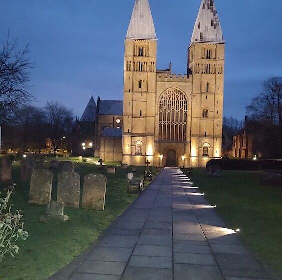 Пансион Southwell Stays