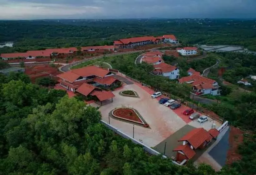リゾートホテル Niraamaya Retreats Vaidekam, Kannur