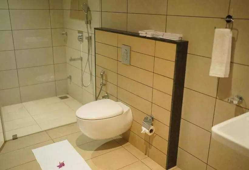 リゾートホテル Niraamaya Retreats Vaidekam, Kannur