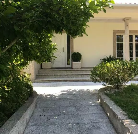 Aamiaismajoitus (B&B) Camelias