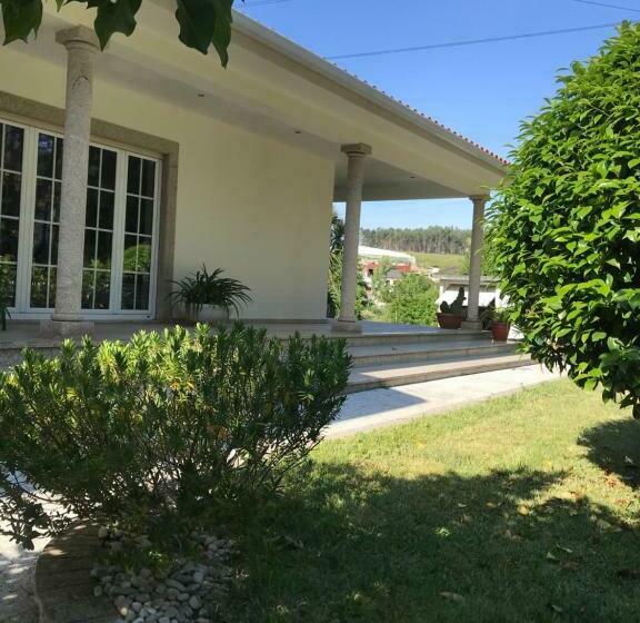 مبيت وإفطار Camelias